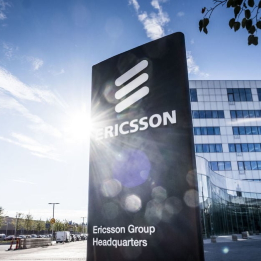 Fachada de fábrica da Ericsson